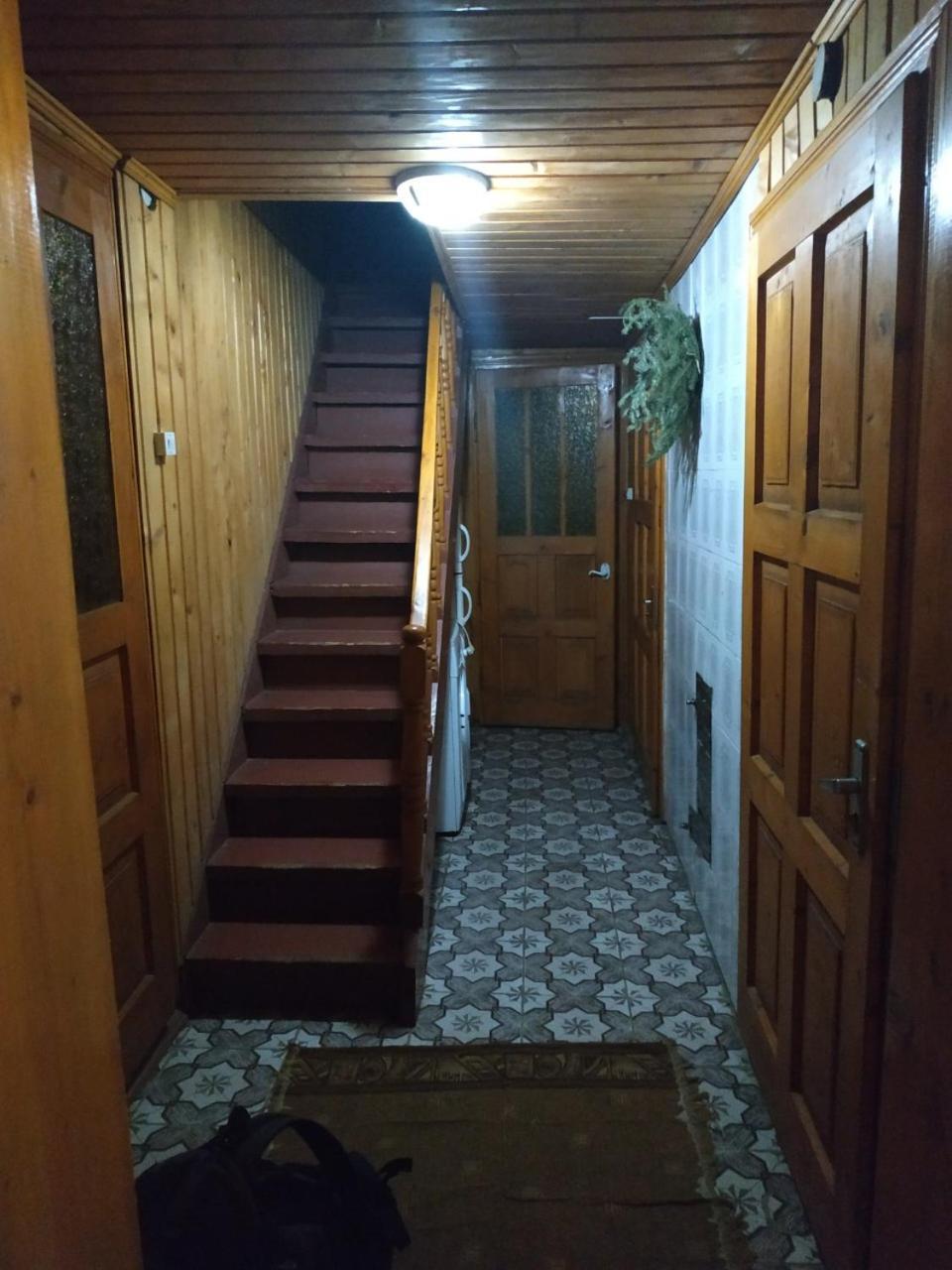 U Daryny Hotel Yablunytsya Bagian luar foto